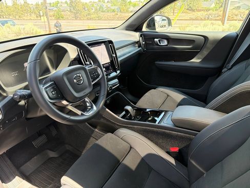 Used 2023 Volvo C40 P8 Recharge Ultimate w/ Protection Package Premier AWD/4WD image 20