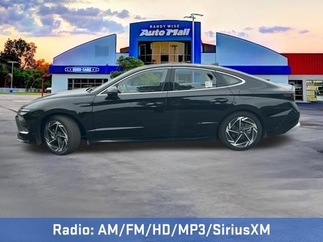 New 2026 Hyundai Sonata SEL FWD image 4