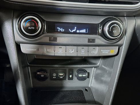 Used 2021 Hyundai Kona Ultimate image 16