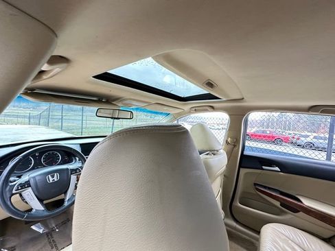 Used 2011 Honda Accord EX-L image 29