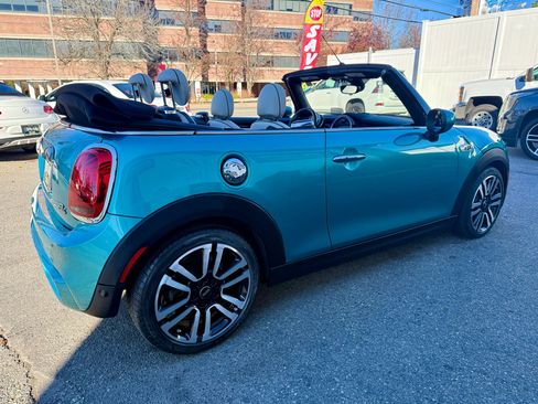 Used 2020 MINI Cooper S image 8