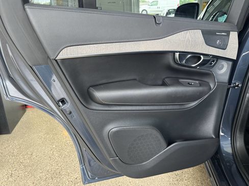 Used 2022 Volvo XC90 T8 Inscription w/ Advanced Package image 34