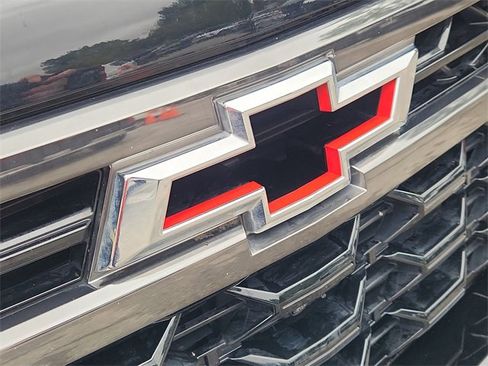 Used 2024 Chevrolet Silverado 1500 ZR2 w/ Technology Package image 30