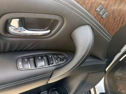 Used 2018 Nissan Armada SL w/ Premium Package RWD image 20