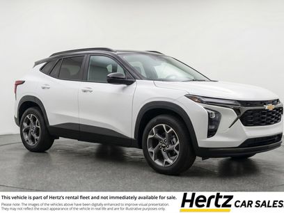 Used 2025 Chevrolet Trax LT