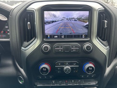 Used 2022 Chevrolet Silverado 3500 LTZ w/ LTZ Convenience Package image 6