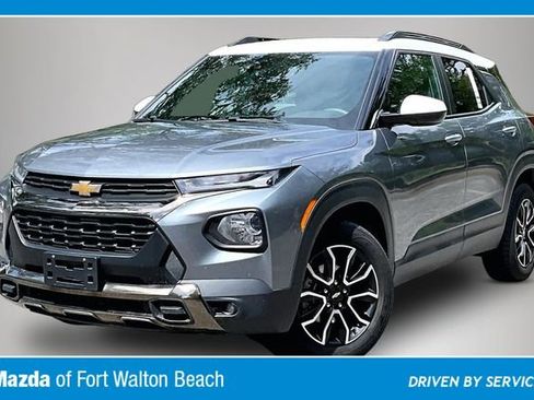 Used 2021 Chevrolet TrailBlazer ACTIV w/ Sun and Liftgate Package AWD/4WD image 2