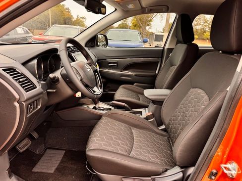 New 2026 Mitsubishi Outlander Sport LE AWD/4WD image 14