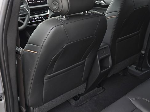 New 2026 Buick Envista Sport Touring FWD image 18