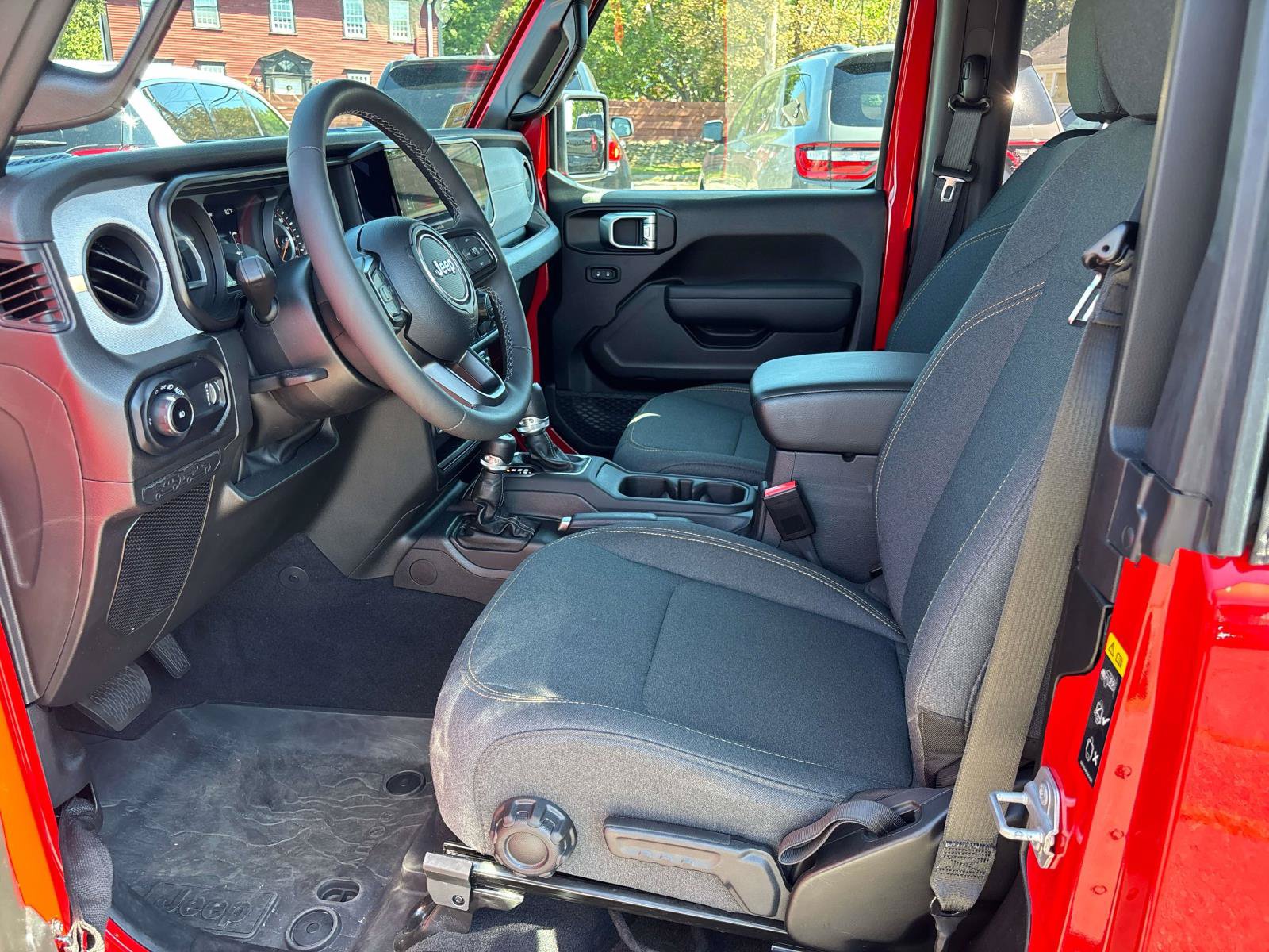 Certified 2025 Jeep Wrangler 4WD S image 10
