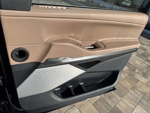 New 2025 Lincoln Navigator L Black Label image 17