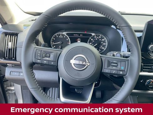 New 2025 Nissan Pathfinder SV w/ Black Appearance Package image 26