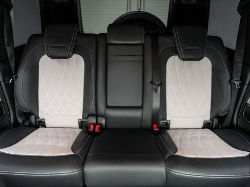 Used 2025 Mercedes-Benz G 63 AMG 4MATIC image 16