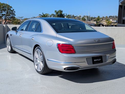 New 2026 Bentley Flying Spur Plug-In Hybrid AWD/4WD image 3