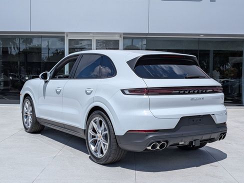 New 2026 Porsche Cayenne S AWD/4WD image 3