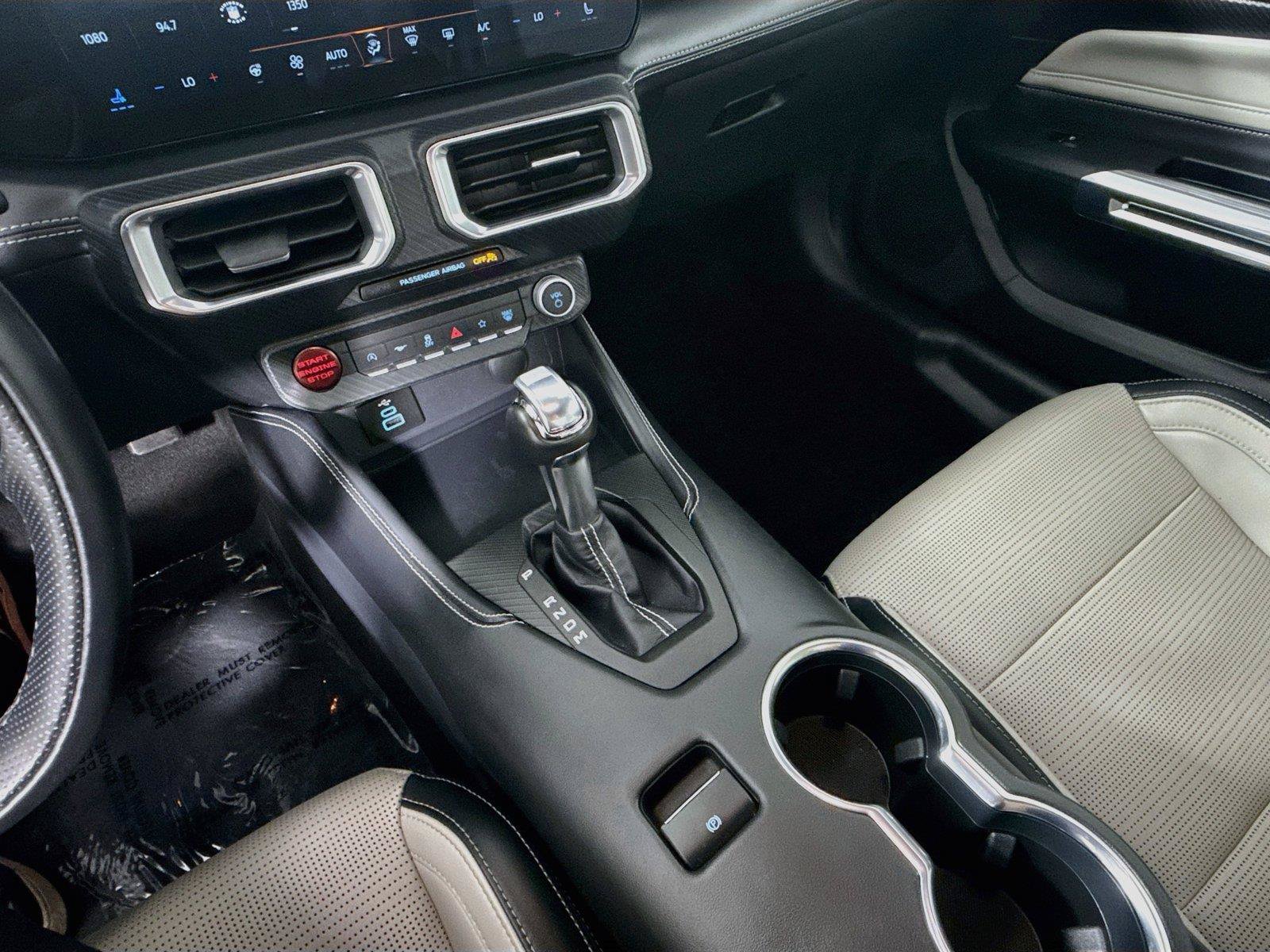 Used 2025 Ford Mustang GT Premium RWD image 16