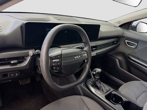 Used 2025 Kia K4 FWD image 18