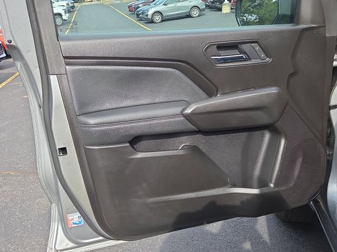 Used 2026 Chevrolet Colorado LT w/ LT Convenience Package AWD/4WD image 14