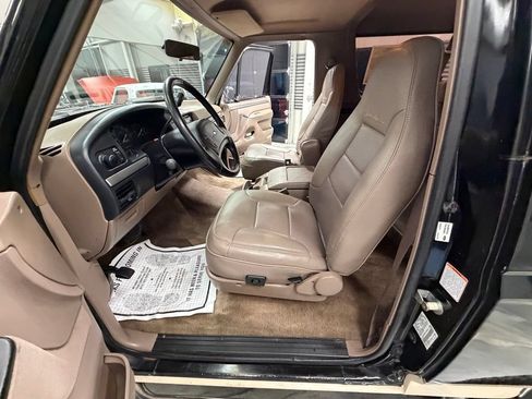 Used 1993 Ford Bronco Eddie Bauer AWD/4WD image 50
