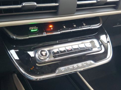 New 2026 Lincoln Corsair Premiere image 22