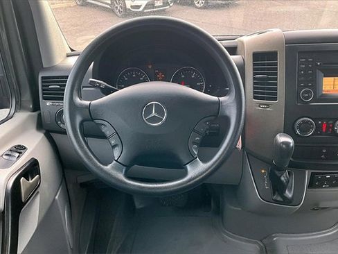 Used 2011 Mercedes-Benz Sprinter 2500 image 5