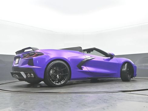 Used 2021 Chevrolet Corvette Stingray Preferred Conv w/ Z51 Performance Package RWD image 28