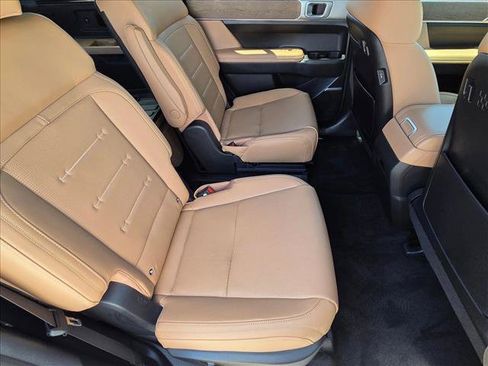Used 2026 Hyundai Santa Fe Calligraphy AWD/4WD image 18