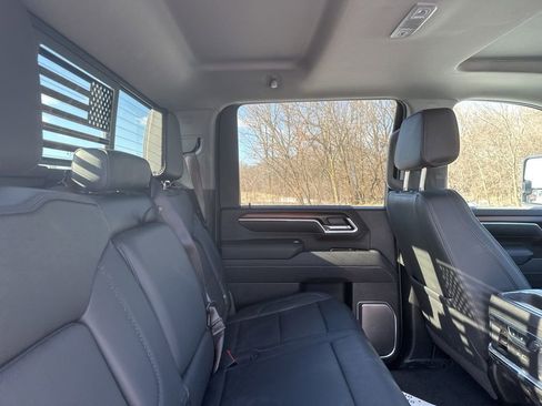 Used 2025 GMC Sierra 2500 Denali w/ Denali Reserve Package image 12