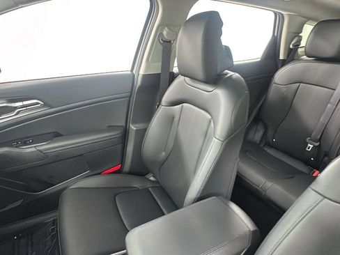 New 2026 Kia Sportage EX w/ EX Panoramic Sunroof Package image 13