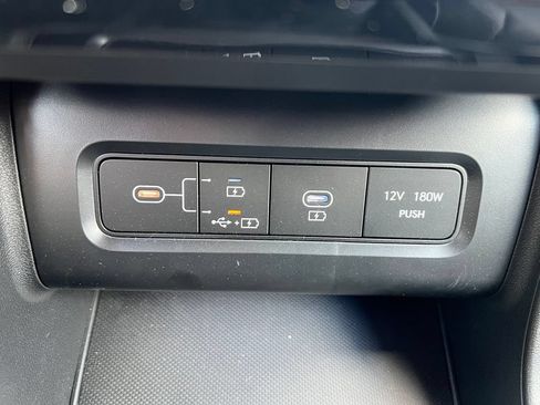 Used 2026 Hyundai Tucson Limited AWD/4WD image 35