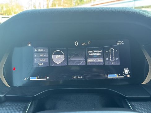 Used 2023 Jeep Grand Cherokee Altitude image 26