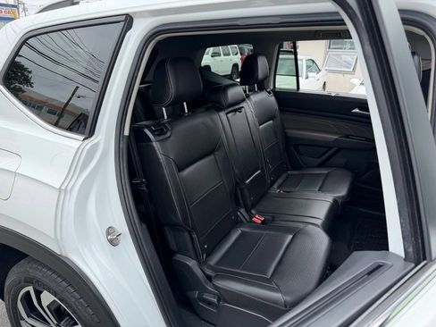 Used 2022 Volkswagen Atlas SEL AWD/4WD image 13