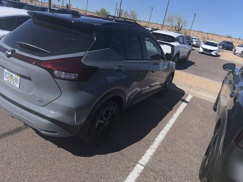 Certified 2023 Nissan Kicks SR image 11