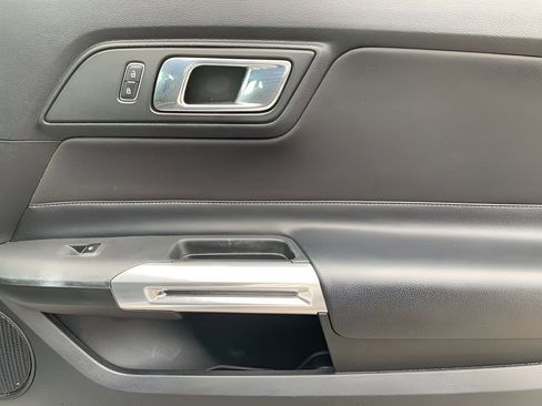 Used 2016 Ford Mustang Convertible w/ Equipment Group 051A image 19