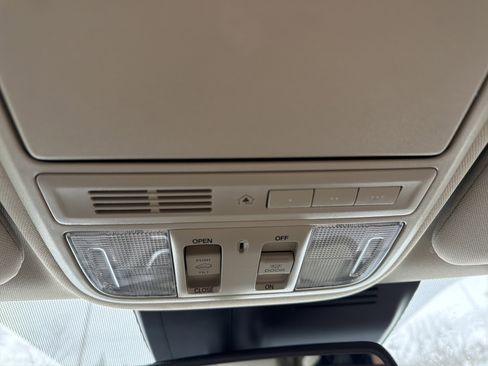 Used 2021 Honda CR-V EX-L image 22