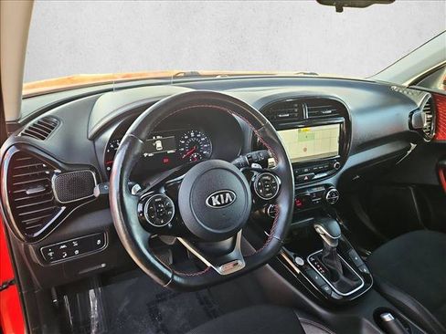 Used 2020 Kia Soul GT-Line Turbo FWD image 10