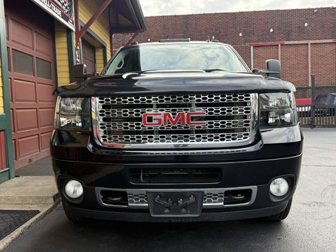 Used 2012 GMC Sierra 3500 Denali AWD/4WD image 11