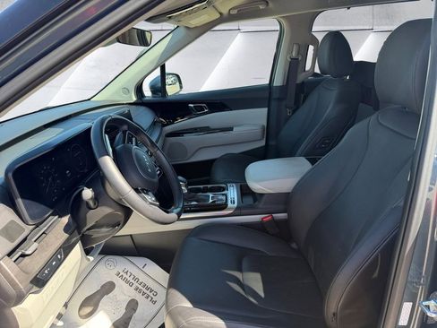 Used 2024 Kia Carnival SX image 7