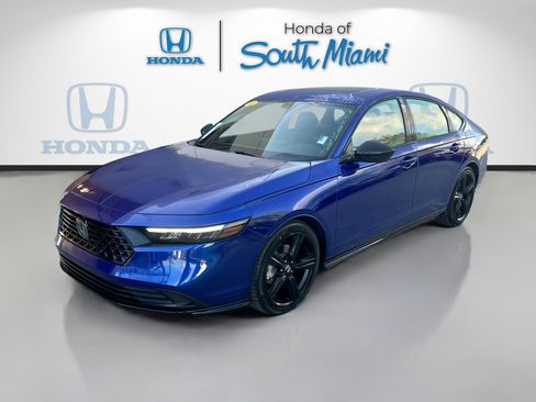 Used 2023 Honda Accord Sport image 3