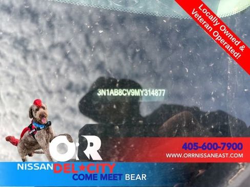 Used 2021 Nissan Sentra SV w/ SV Premium Package image 2