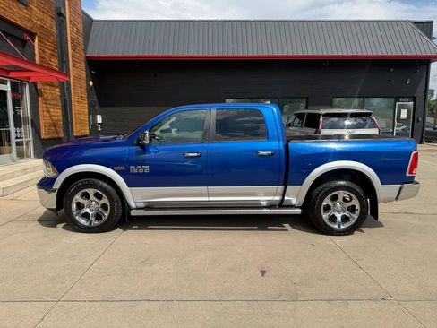 Used 2016 RAM 1500 Laramie w/ Convenience Group AWD/4WD image 28