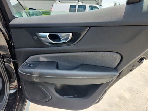 Used 2022 Volvo S60 B5 R-Design w/ Advanced Package image 36