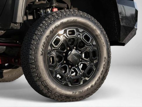 Used 2021 GMC Sierra 2500 AT4 w/ AT4 Premium Plus Package image 59