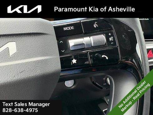 New 2026 Kia Sorento S AWD/4WD image 13