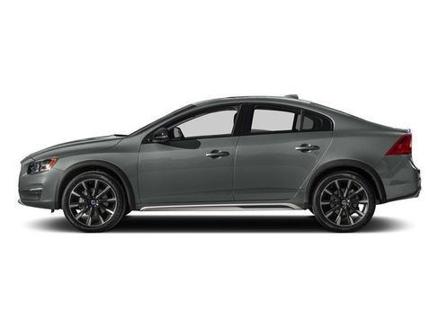 Used 2016 Volvo S60 T5 Cross Country Platinum AWD/4WD image 3