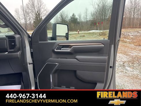 Certified 2025 Chevrolet Silverado 3500 LT w/ Convenience Package image 31