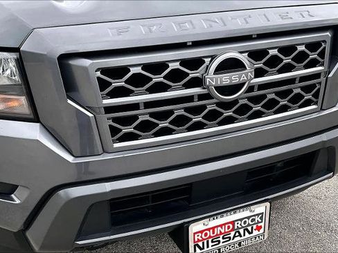 Certified 2023 Nissan Frontier SV image 28