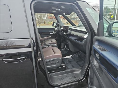 New 2025 Volkswagen ID. Buzz Pro S image 25