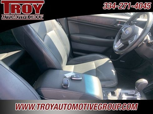 Used 2017 Subaru Outback 2.5i Limited image 37