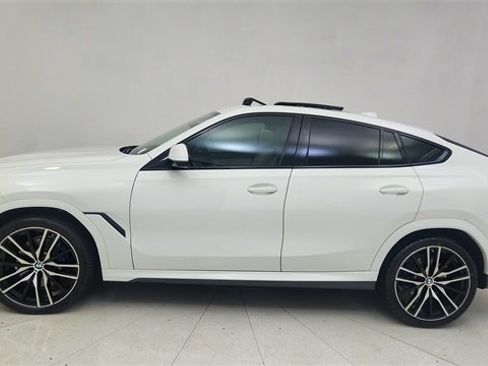 Used 2023 BMW X6 xDrive40i w/ Executive Package image 10